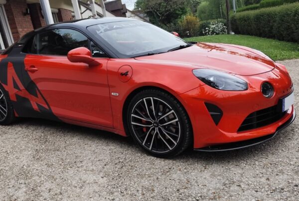 ALPINE_A110S_300_AVANT_DROIT
